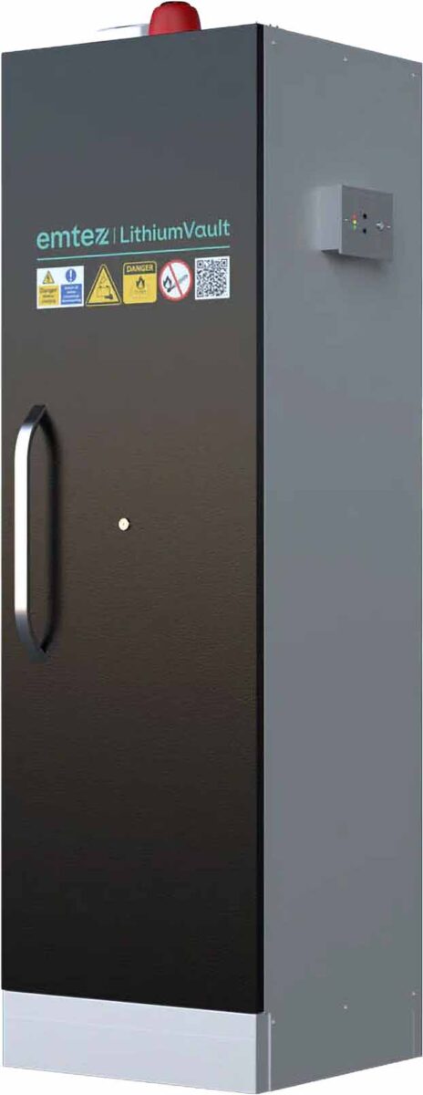 romold ch l1f2pg16c6k 1 door lithiumvault firepro single phase locker cabinet with control panel and charging 1