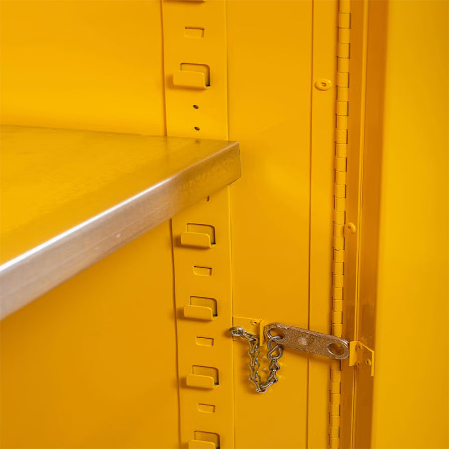 justrite-899020-90-galon-2-rafli-2-kapili-kendiliginden-kapanan-yanici-madde-dolabi-sure-grip-ex-sari-4